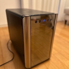 ワインセラー6本収納可能の画像