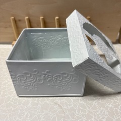 フラワーアレンジメントBOXの画像