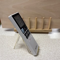 プラスチックイーゼル2点　アクリル陳列台の画像