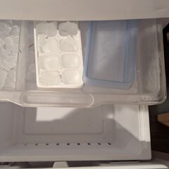 Hisense Refrigerator 130L (84L+48L)の画像