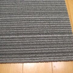 日本製タイルカーペット１枚１３０円＜５１７０＞・在庫１３枚・訳あり品・未使用品の画像