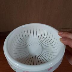 丸型 プラスチック 蒸し器の画像