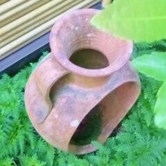 ２種形状違いセット和風　和庭園ガーデンに　ハニワ風　焼き物の置物、入れ物オブジェの画像