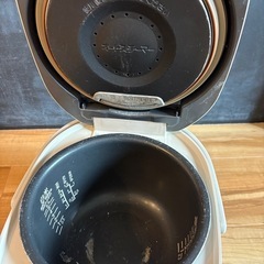 日立　IH炊飯器　RZ-JJ10E6Jの画像