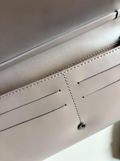 Louis Vuitton エピレザー クラッチバッグ (あきひこ) 新潟の