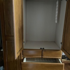 衣料用タンスの画像