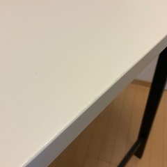 IKEA MITTZÖN 会議用テーブル（ホワイト／ブラック）ほぼ未使用／小傷あり／引き取り歓迎の画像