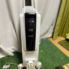 デロンギ製オイルヒーターの画像