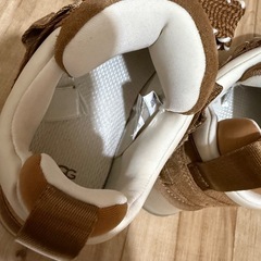 UGG/ アストロメル/厚底スニーカーの画像