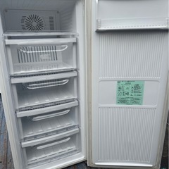 配送可　 MK7435 MITSUBISHI/三菱 ノンフロン冷凍庫：MF-U12J-W/2006年製の画像