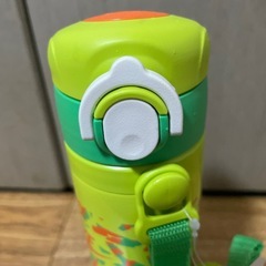 新品　サーモス　　NIKE ナイキ　水筒の画像