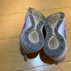 瞬足靴　22.5センチの画像