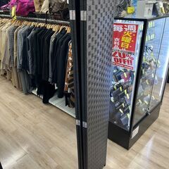 ジモティー割引🏷️【ジャングルジャングル岸和田和泉インター店】パーテーション ブラック 和泉市 堺市 岸和田市 泉大津市 高石市 泉北郡熊取町の画像