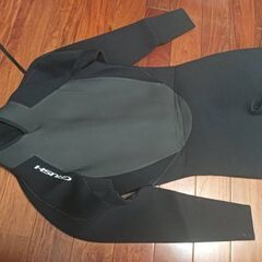 未使用ウェットスーツ 3mm 黒　ダイビング　サーフィン SUP　シュノーケル ウェットスーツの画像