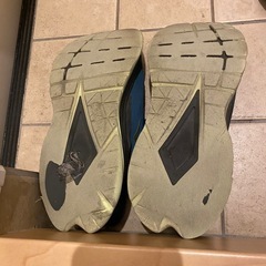 HOKAランニングシューズの画像
