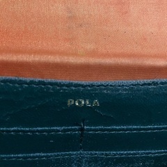 POLA🔴本革財布の画像