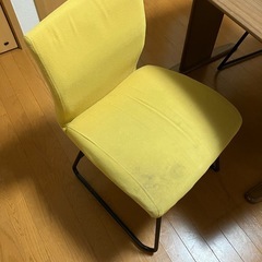 ダイニングテーブル・ダイニングチェア2脚の画像