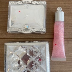 ジルスチュアート　アイシャドウパレット　ハイライト　リップグロスの画像