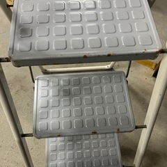 脚立の画像