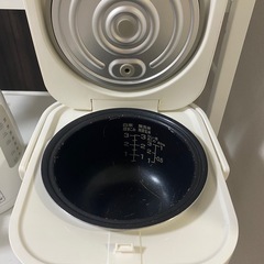 炊飯器3合炊き　の画像
