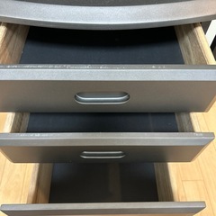 収納　デスクの画像