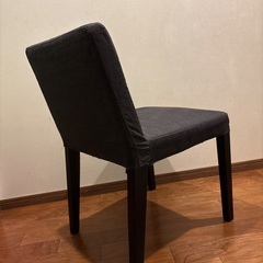 IKEAの椅子　一脚の画像