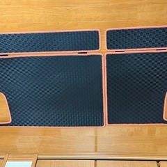 ラゲッジマット(RAV4用)
の画像