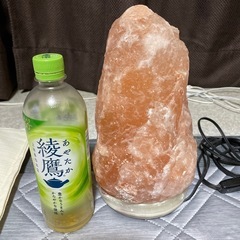 岩塩ランプの画像