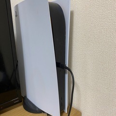 SONY PlayStation5（ps5）本体＋コントローラー2個＋ソフト2本の画像