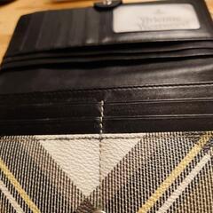 ヴィヴィアンウエストウッド　長財布の画像