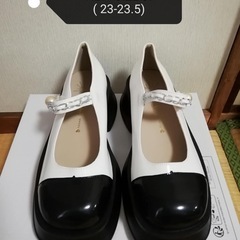 新品靴の画像