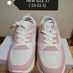 新品靴の画像