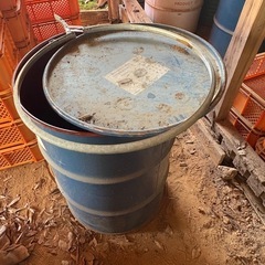 ドラム缶
の画像