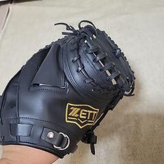 キャッチャーミット　野球グローブの画像