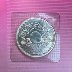 壱万円硬貨 銀貨の画像