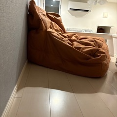 クッションソファの画像