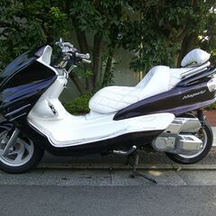 ヤマハ　マジェスティ250(SG03J)　カスタム車両　バッテリー新品交換済　タイヤ前後バリ山　オイル交換後渡し　ナンバー登録書類有りの画像