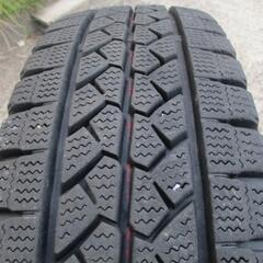 激安　ハイエース　195/80R15  スタッドレス ４本の画像