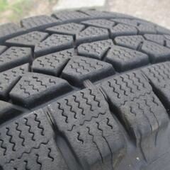 激安　ハイエース　195/80R15  スタッドレス ４本の画像