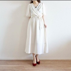 GU ジーユー 2WAYカシュクールワンピース(5分袖) アイボリー　フェミニン　xsの画像