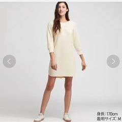 ユニクロ　白ワッフルワンピース　Mサイズの画像