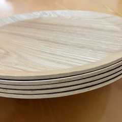 5個セット 丸型 すべりにくい 木製トレーの画像