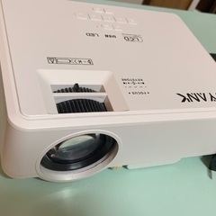 POYANK プロジェクター TP-03 Wi-Fiモデル リモコン付きの画像