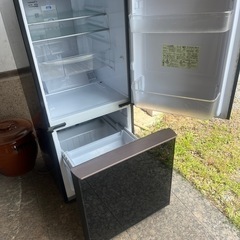 冷蔵庫の画像