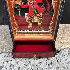 🎶✨ ダンシングピエロ 小物入れ付きオルゴール ✨🎶の画像