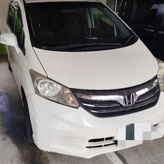 フリード　6人乗り（両側パワースライドドア）　車検入れたばかりの画像