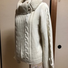 アイボリー　可愛いい　セーターの画像