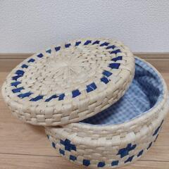 かわいい小物入れ、かごの画像
