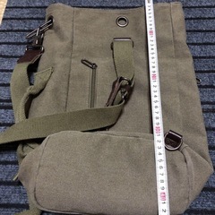 斜めがけ ワンショルダーバッグ ミリタリーの画像