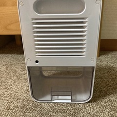 ミニ除湿機の画像
